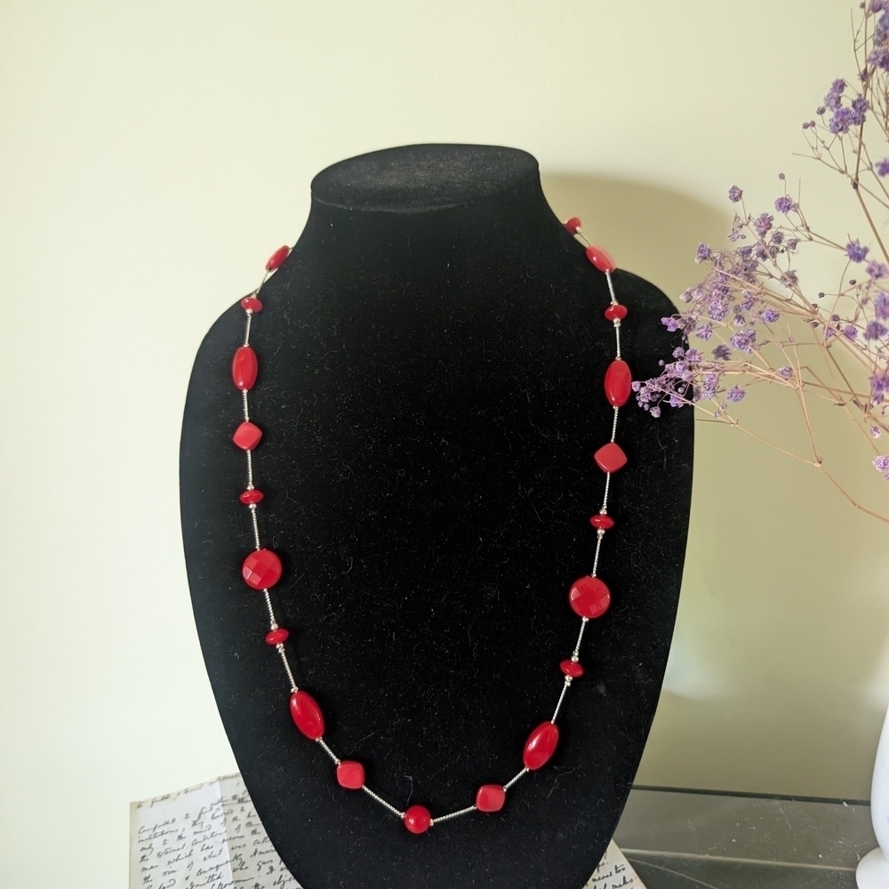 Elegant Red Beaded Necklace